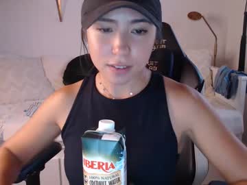 girl
        jadelove_ cam image #2001486