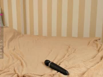 girl
        amandamedrano cam image #1426738