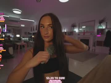 girl
        hannahjames710 cam image #6238425