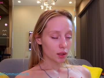 girl
        callme_star cam image #2416652