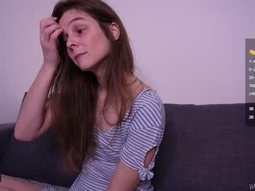 girl
        _meg cam image #6216797