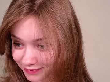 girl
        bless_sheila cam image #3910095