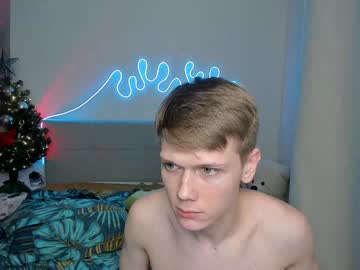 couple
        olvr_zoolander cam image #5801134