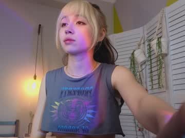 girl
        y_u_m_i_k_a cam image #1084879
