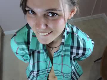 girl
        teresabriggs cam image #2240338