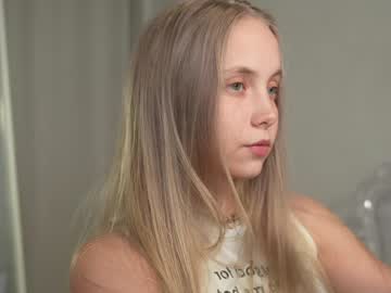 girl
        appr0ved cam image #5182789