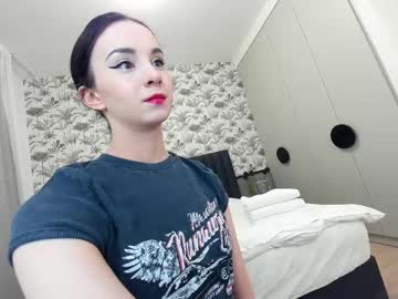 girl
        ehotlovea cam image #6131971
