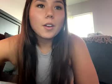 girl
        tatted_and_bratted cam image #4579771