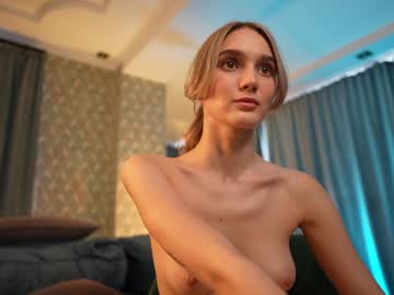 girl
        aurora_the_ballerina cam image #4956774