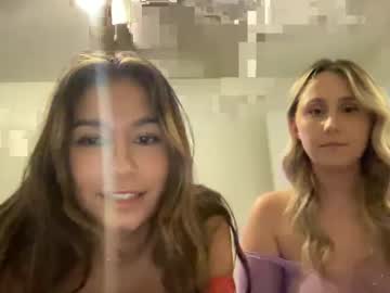 couple
        hotandhornyhannah cam image #4767922