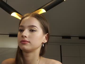 girl
        hecola cam image #4995870