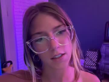 girl
        oliviahansleyy cam image #5157807