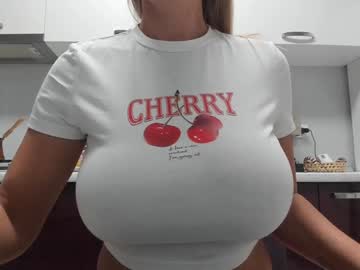 girl
        angelsuitlove cam image #5507209
