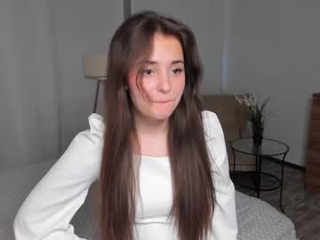 girl
        lamiahass cam image #4131607
