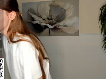 girl
        elviachaplin cam image #3670827