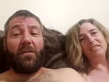 couple
        foxandrox cam image #2096472