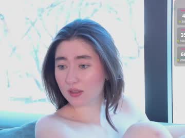 girl
        emmasn0w cam image #6156711