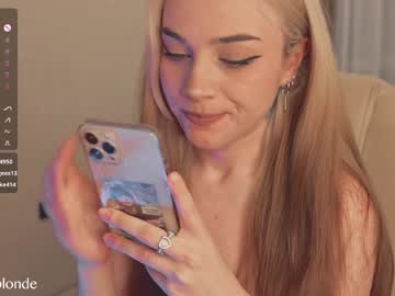 girl
        mia_milagros cam image #5838532