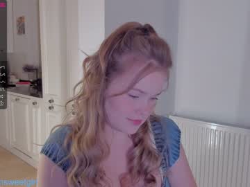 girl
        dreamsweetgirl cam image #608434