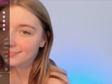 girl
        elizabeth__gray cam image #389187