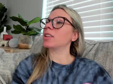 girl
        texas_blonde cam image #1590065