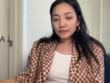 girl
        aznbunnybaby cam image #3795453