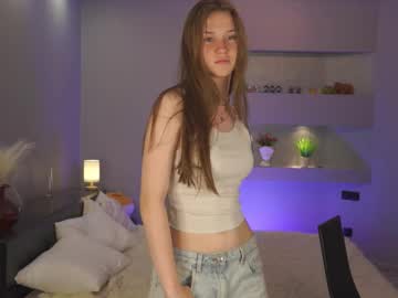 girl
        bananini_anallove cam image #6871447