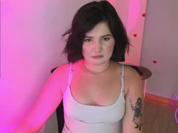 girl
        jennie_berry cam image #4767271