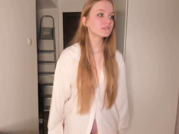 girl
        davidsonharli cam image #1385110
