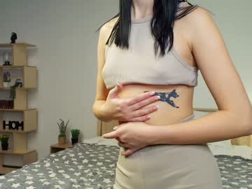 girl
        silverdaunt cam image #5802022