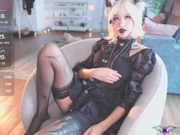 girl
        goth_dolll cam image #6792544