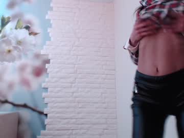 girl
        mazzanti_ cam image #3025865