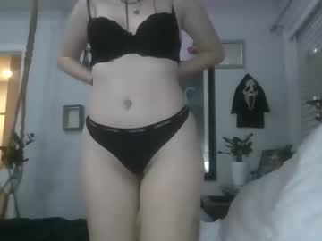 girl
        ughalixx cam image #6191854