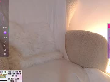 girl
        lucylia_ cam image #6455953