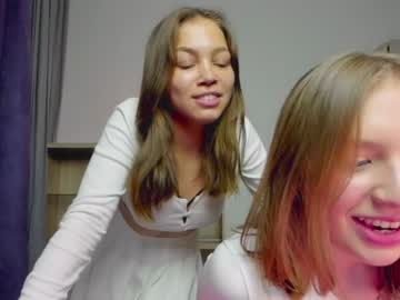 girl
        _faiirytale_ cam image #1593003