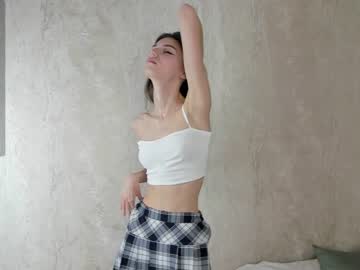 girl
        cutie_ghostie cam image #3579069