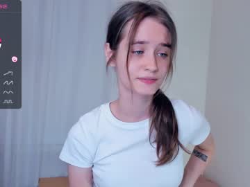 girl
        marionfuuller cam image #2618610