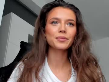 girl
        isia_slay cam image #734808