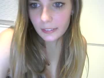 girl
        angelkittyxo cam image #249831