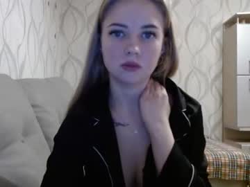 girl Live Cam Girls Love To Strip Naked For Their Viewers with jinniesi