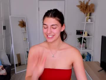 girl
        lynn_jackson cam image #6782405