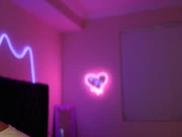 girl
        lilbeccaxo cam image #6335292