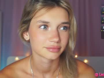 girl
        elisa_baby_girl cam image #4298588