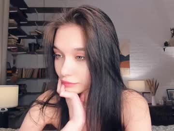 girl
        riskyproject cam image #6157839