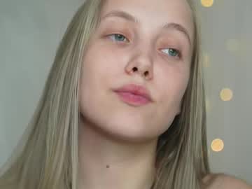 girl
        appr0ved cam image #6266860