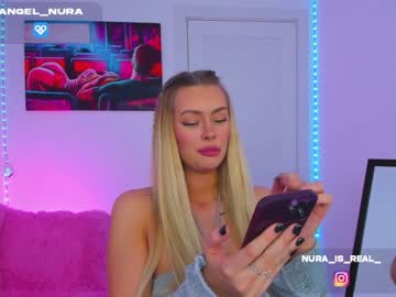 girl
        8a8y_nura cam image #3046182