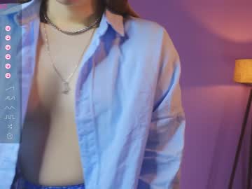 girl
        alisia_spinnet cam image #3067720