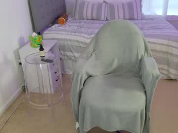 girl
        cherryvonfairy cam image #5943647