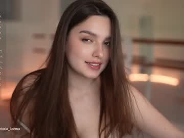 girl
        victoria_karma cam image #3903330