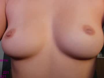 girl
        lindamei cam image #6046863
